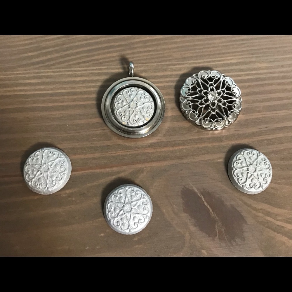 Authentic Origami Owl Sentiments Medium Silver Tw… - image 5